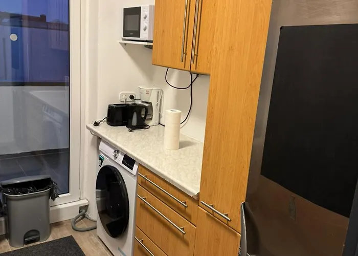 Zentrale Monteurwohnung 6 Personen *