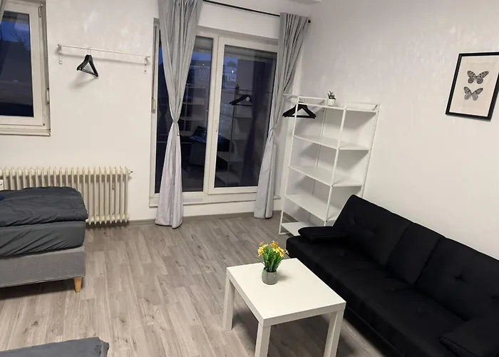 Zentrale Monteurwohnung 6 Personen *